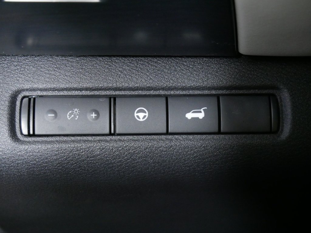 Used 2025 Nissan Pathfinder SL AWD/4WD image 24