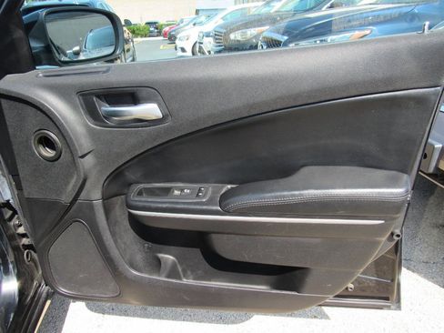 Used 2019 Dodge Charger Police RWD image 28