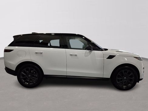 Certified 2023 Land Rover Range Rover Sport SE image 3