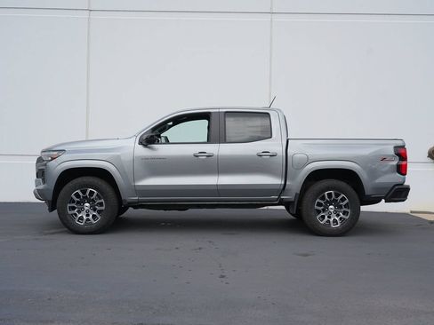 Used 2024 Chevrolet Colorado Z71 w/ Z71 Convenience Package 2 AWD/4WD image 6