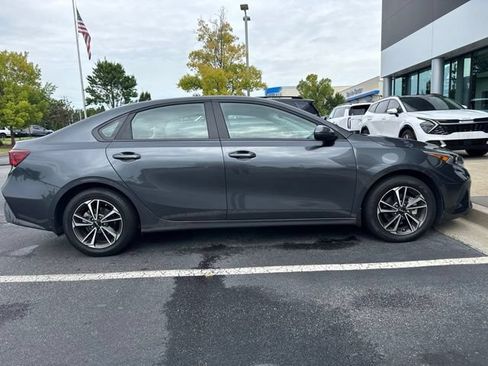 Certified 2024 Kia Forte LXS w/ LXS Technology Package FWD image 7