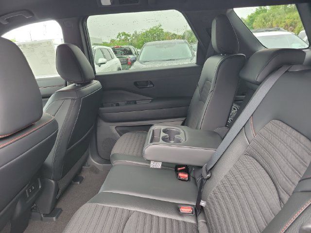 New 2026 Nissan Pathfinder Rock Creek AWD/4WD image 28