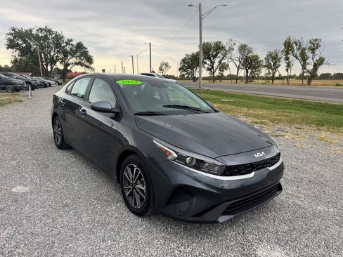 Used 2023 Kia Forte LXS FWD image 1