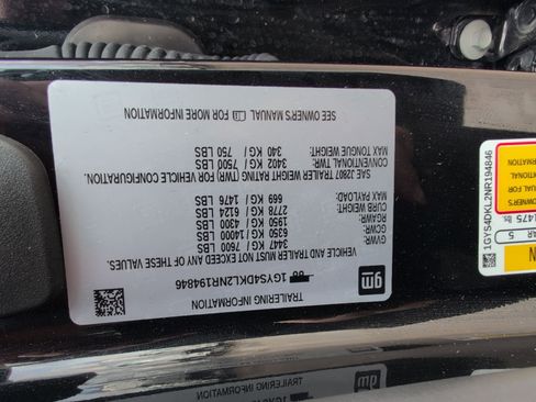 Used 2022 Cadillac Escalade Premium Luxury Platinum w/ LPO, Floor Liner Package image 31