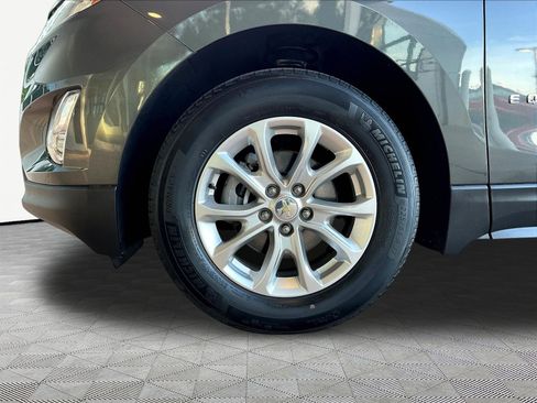 Used 2021 Chevrolet Equinox LT FWD image 31