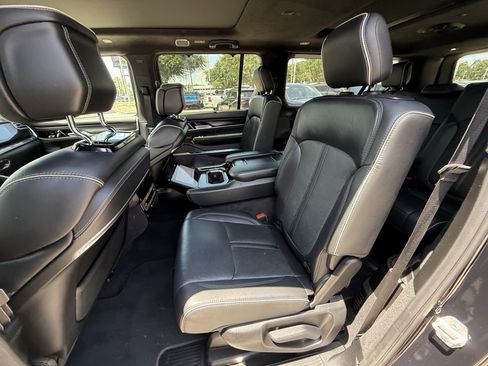 Used 2024 Jeep Grand Wagoneer L Series II w/ Quick Order Packagew 28T AWD/4WD image 29