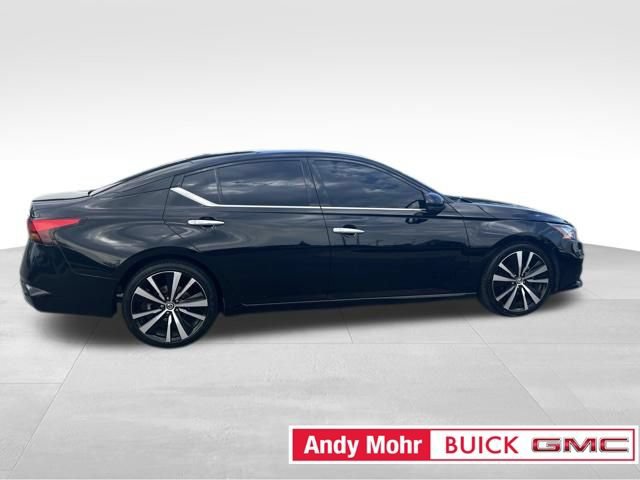Used 2019 Nissan Altima 2.5 Platinum FWD image 11