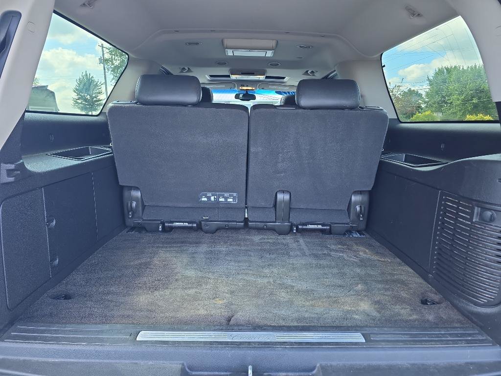 Used 2012 Cadillac Escalade ESV Luxury AWD/4WD image 11
