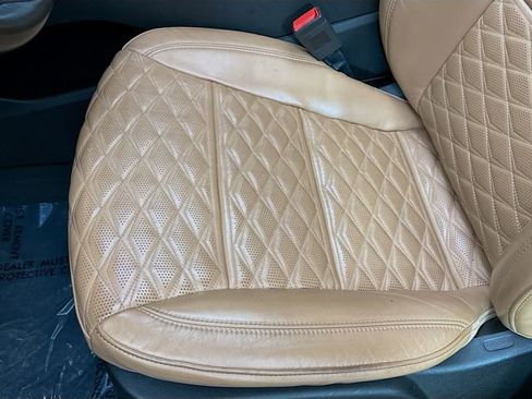 Used 2023 Cadillac Escalade ESV Premium Luxury image 23