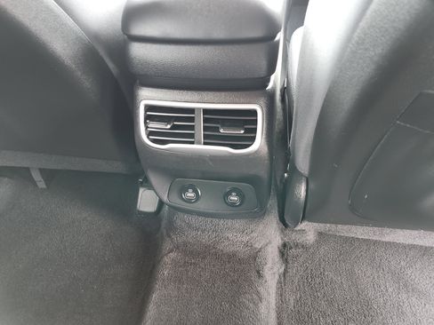 Used 2023 Hyundai Santa Fe SEL image 25