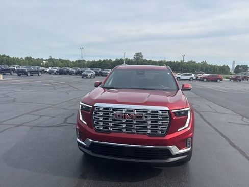 Used 2025 GMC Acadia Denali w/ Super Cruise Package FWD image 5