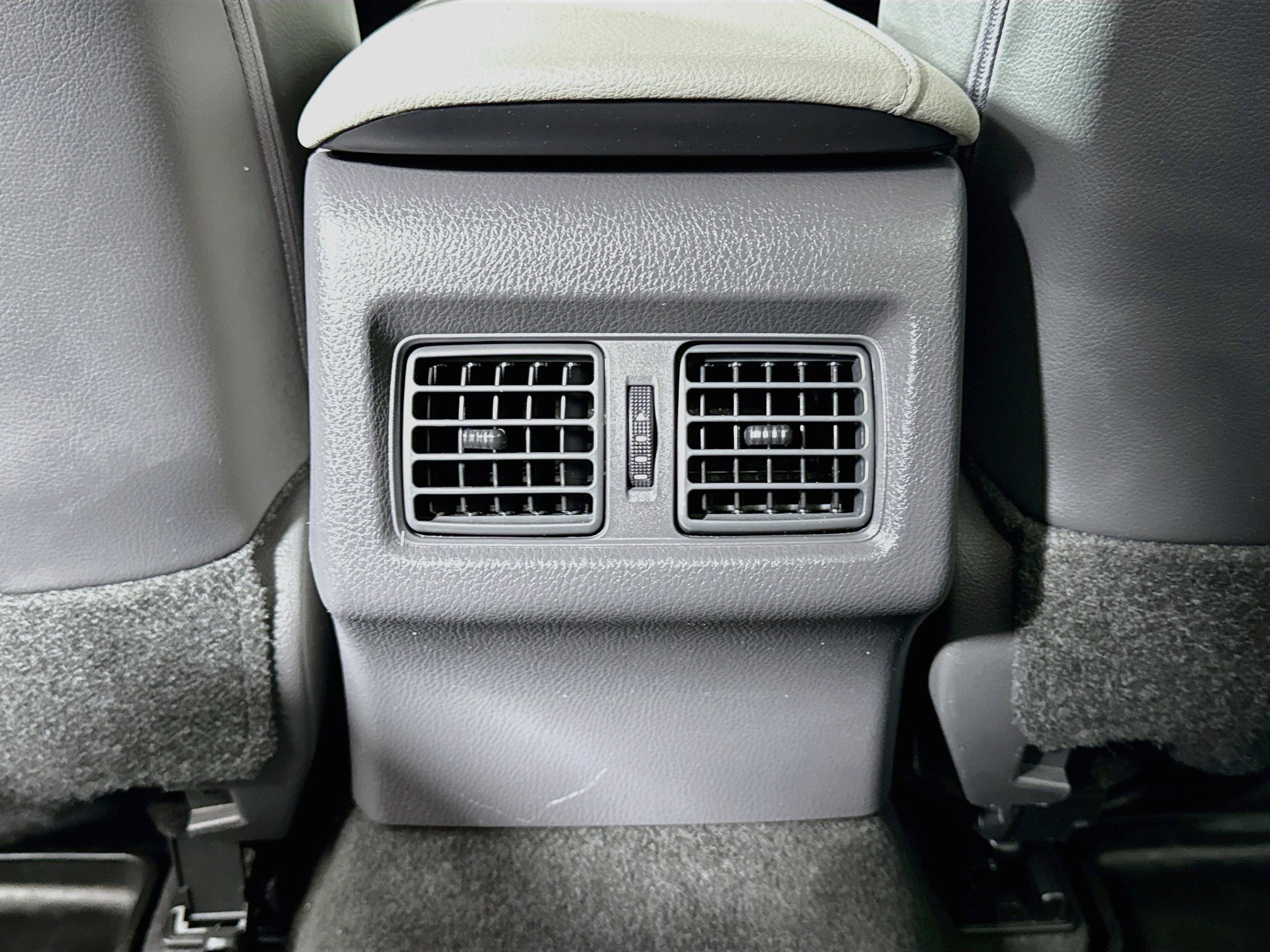 Certified 2020 Toyota Camry XLE w/ Navigation Package FWD image 26