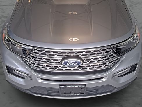 Used 2020 Ford Explorer Limited RWD image 18