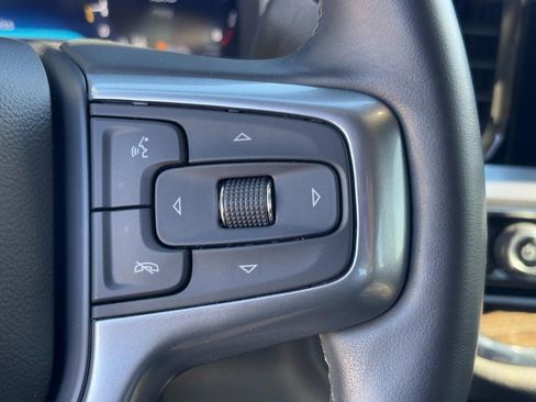 Used 2024 Chevrolet Silverado 1500 LT w/ Z71 Off-Road Package image 17