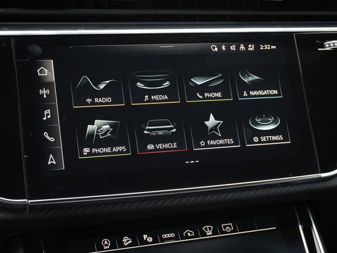 Used 2024 Audi RS Q8 image 24