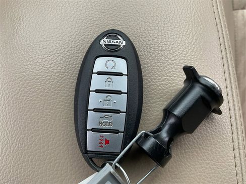 Used 2017 Nissan Altima 2.5 SV w/ Convenience Package image 33