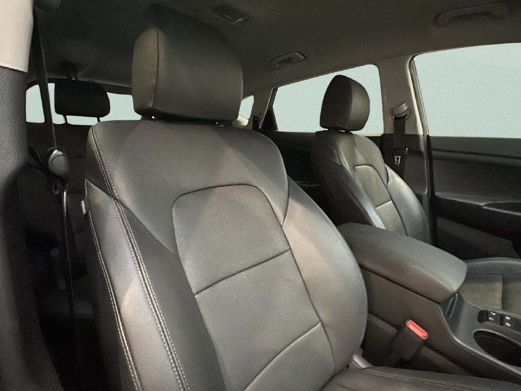 Used 2019 Hyundai Tucson Limited AWD/4WD image 17