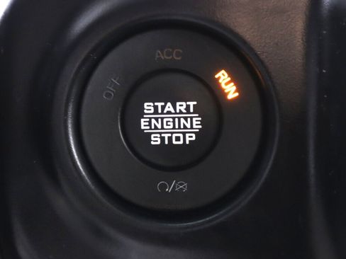 Used 2023 Jeep Wrangler Unlimited AWD/4WD image 24