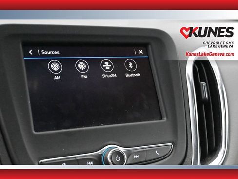 Used 2023 Chevrolet Equinox LT image 25