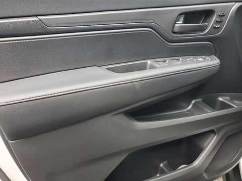 Used 2025 Honda Odyssey EX-L image 16