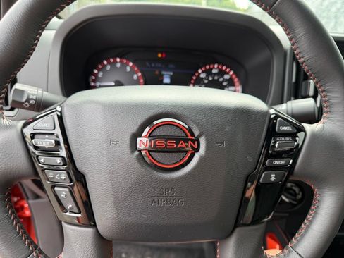 Certified 2025 Nissan Frontier PRO-4X w/ Interior Protection Package AWD/4WD image 29