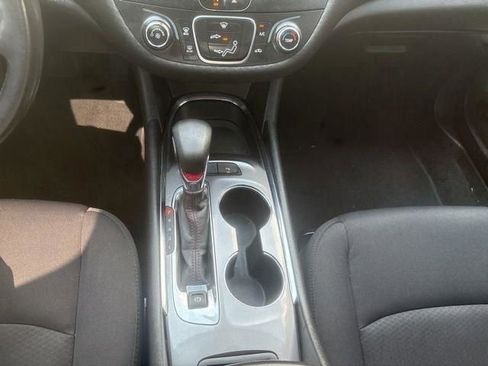 Used 2022 Chevrolet Malibu RS image 18