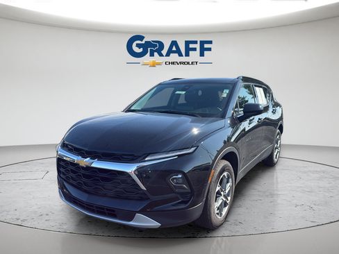 Used 2024 Chevrolet Blazer LT w/ Convenience Package FWD image 1