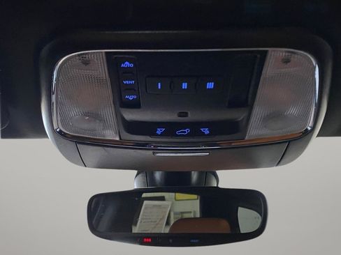 Used 2020 Dodge Durango R/T w/ Blacktop Package AWD/4WD image 15