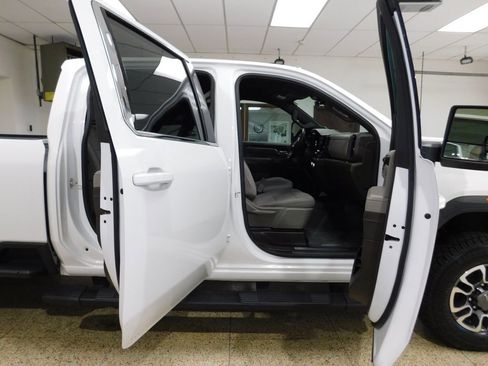 Used 2024 GMC Sierra 2500 SLE w/ SLE Convenience Package AWD/4WD image 68