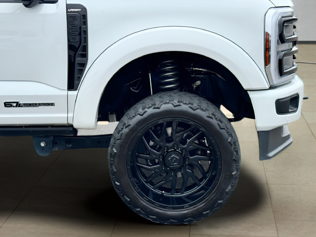 Used 2024 Ford F250 Lariat w/ Lariat Ultimate Package AWD/4WD image 46