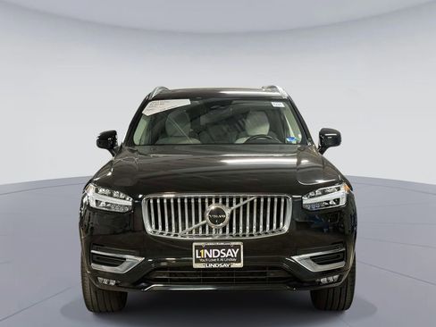Used 2023 Volvo XC90 B6 Plus w/ Protection Package Premier image 8