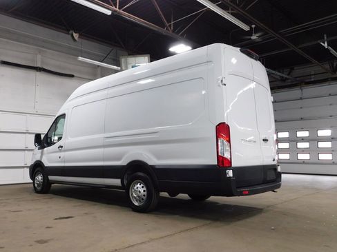 Used 2022 Ford Transit 250 148 High Roof Extended AWD image 8