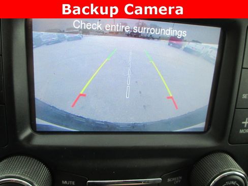 Used 2019 Jeep Wrangler Unlimited Sport S image 12