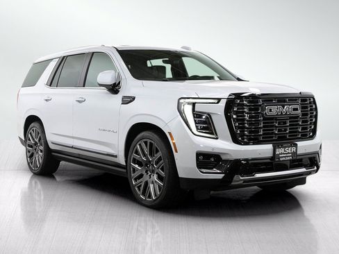 Used 2026 GMC Yukon Denali Ultimate AWD/4WD image 7