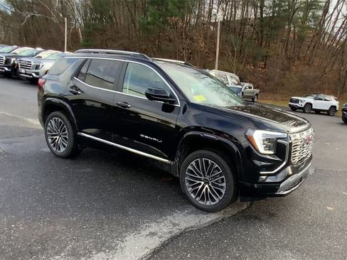 New 2026 GMC Terrain Denali w/ LPO, Floor Liner Package image 2