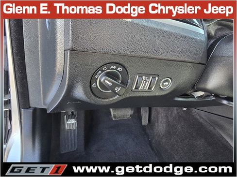 Certified 2018 Chrysler 300 S image 21