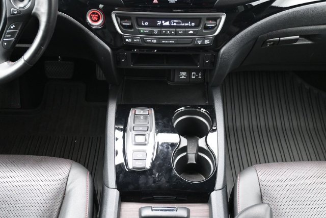 Certified 2020 Honda Ridgeline Black Edition image 26