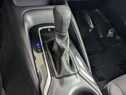 Used 2023 Toyota Corolla LE image 19