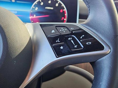 Used 2024 Mercedes-Benz C 300 Sedan image 10