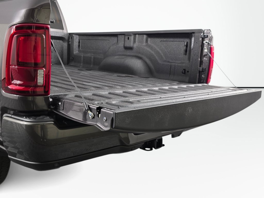 New 2026 RAM 2500 Big Horn AWD/4WD image 15