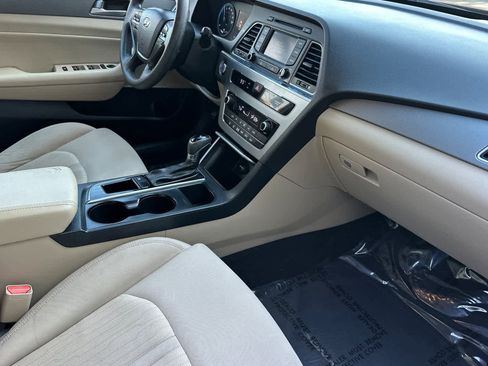 Used 2016 Hyundai Sonata SE image 14