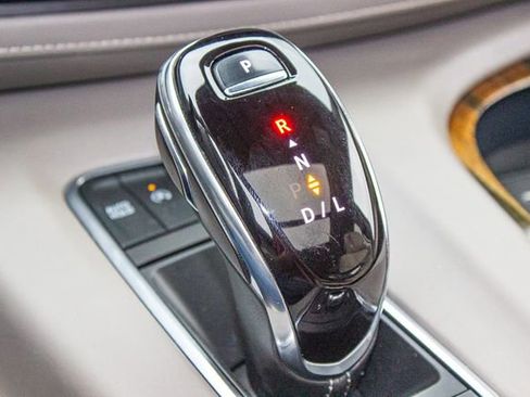 Used 2023 Cadillac Escalade ESV Premium Luxury Platinum w/ LPO, Radiant Package image 36