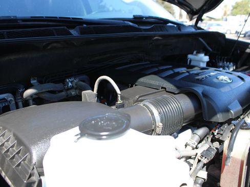 Used 2019 Toyota Sequoia TRD Sport AWD/4WD image 36