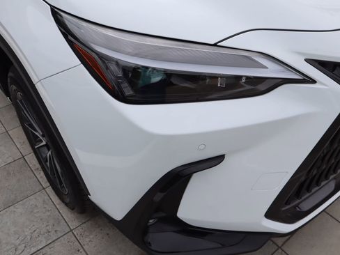 New 2026 Lexus NX 350h FWD image 16