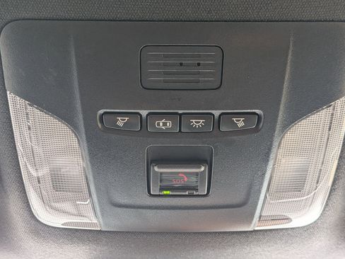 Used 2021 Toyota Corolla SE image 22