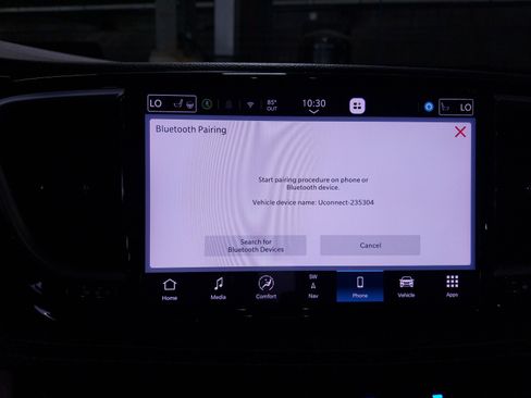 Used 2023 Chrysler Pacifica Limited FWD image 16