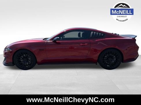 Used 2019 Ford Mustang GT Premium w/ Equipment Group 401A RWD image 5