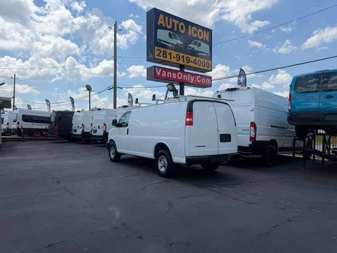 Used 2023 Chevrolet Express 2500 w/ Driver Convenience Package RWD image 2