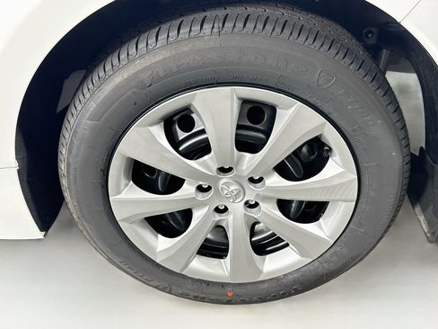 Used 2026 Toyota Corolla LE FWD image 11