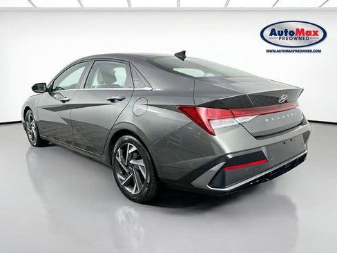 Used 2024 Hyundai Elantra Limited FWD image 6